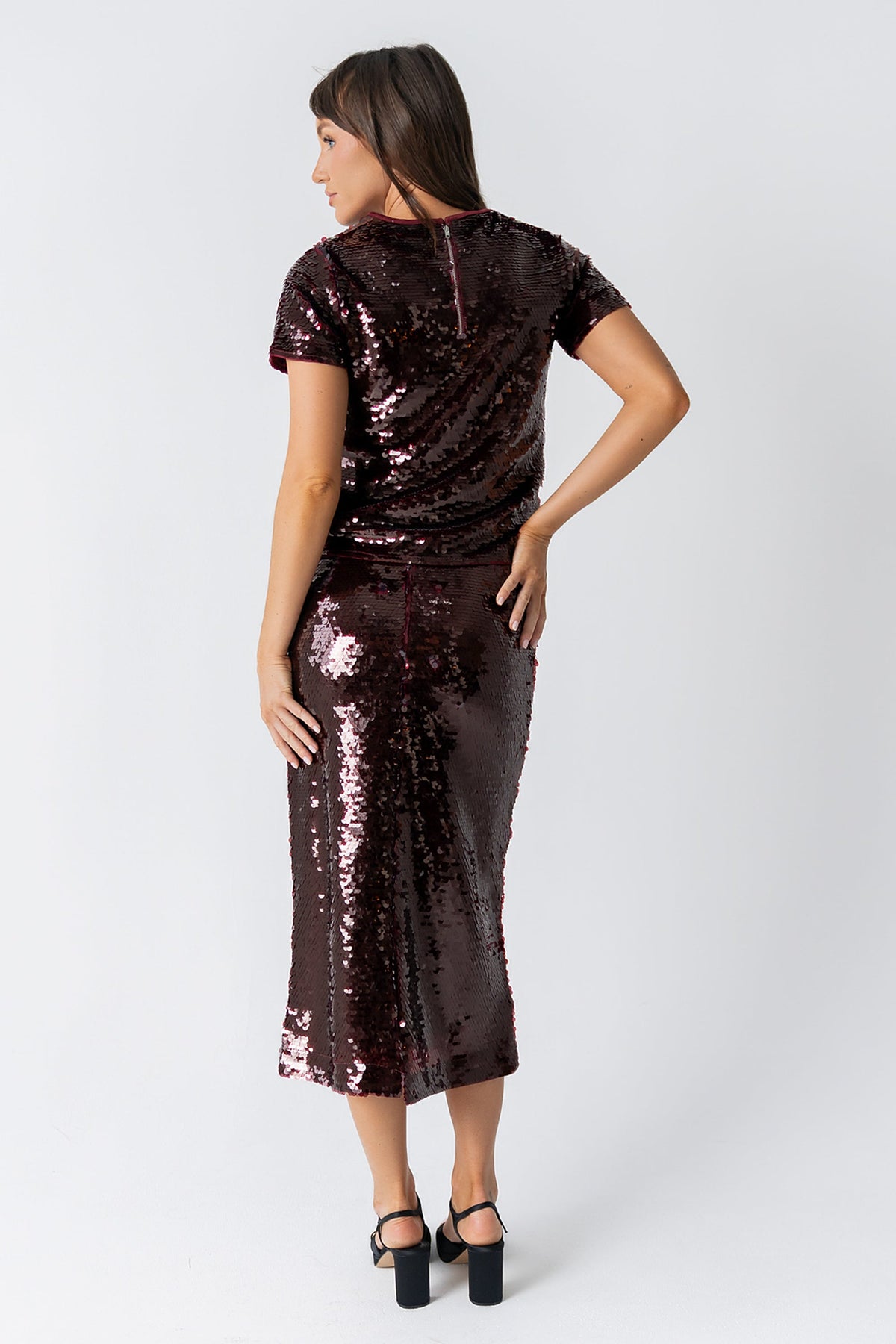 Presley Sequin Midi Skirt in Burgundy