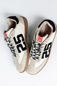 Kelly Retro Sneakers in White