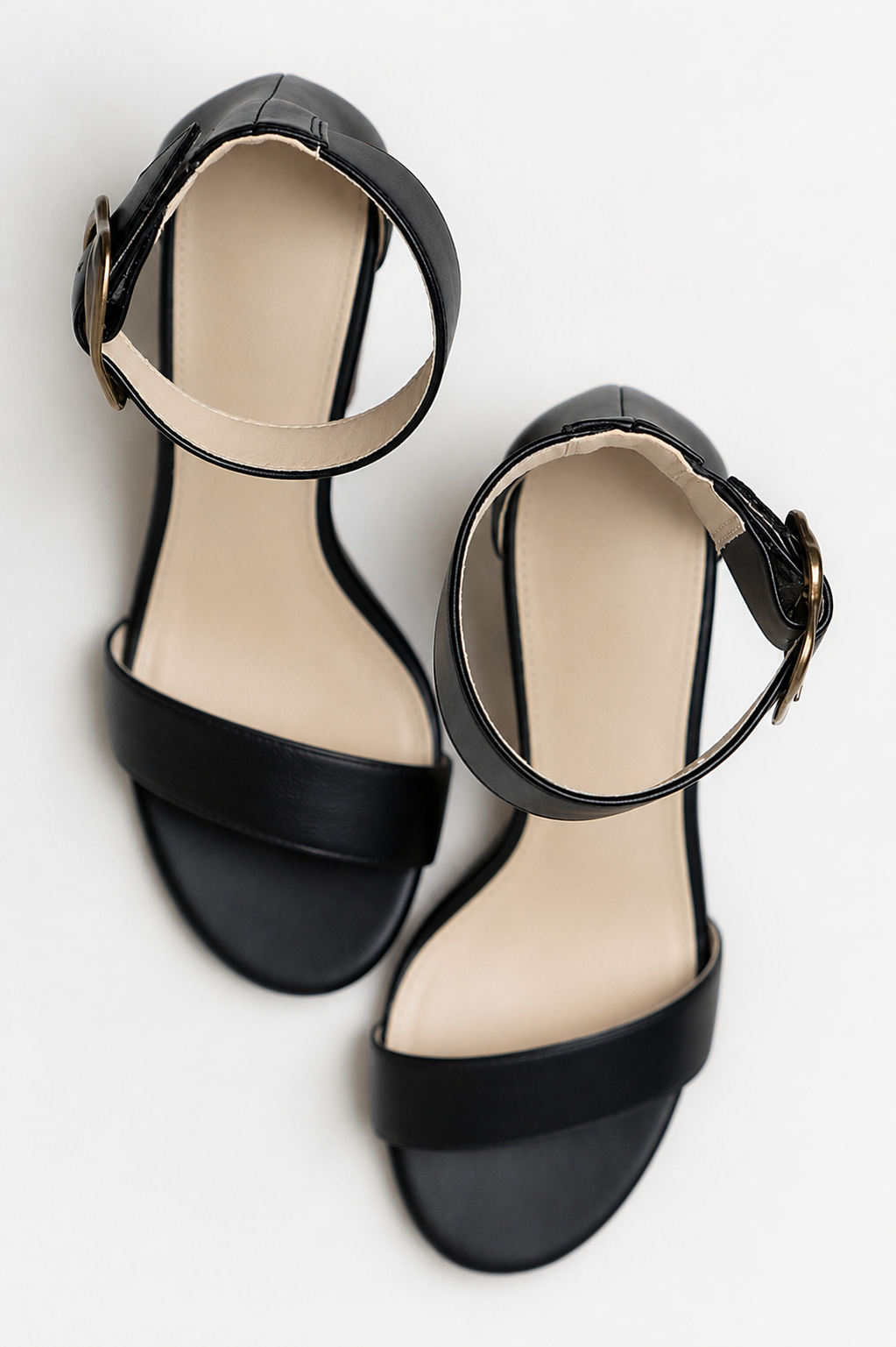 Eliya Block Heel in Black